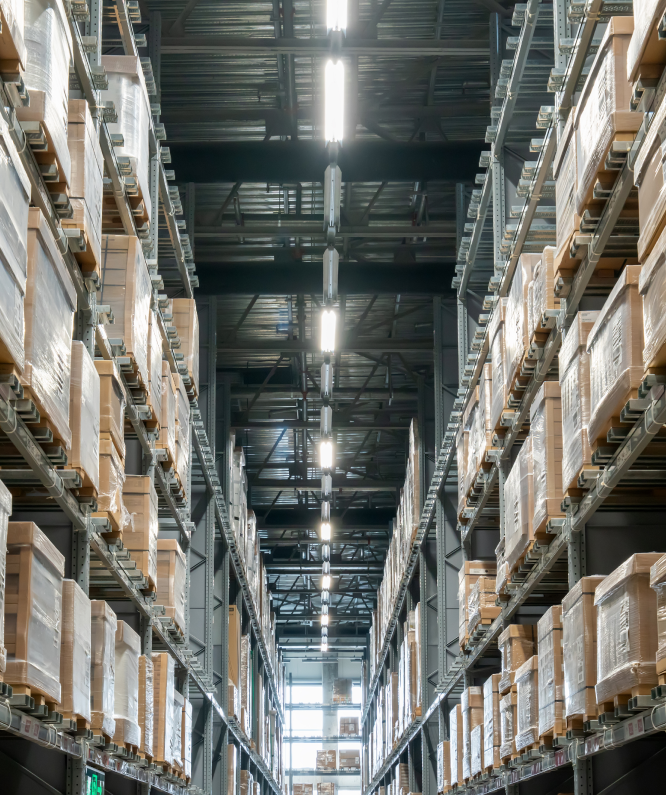 Interior photo of a 3pl warehouse